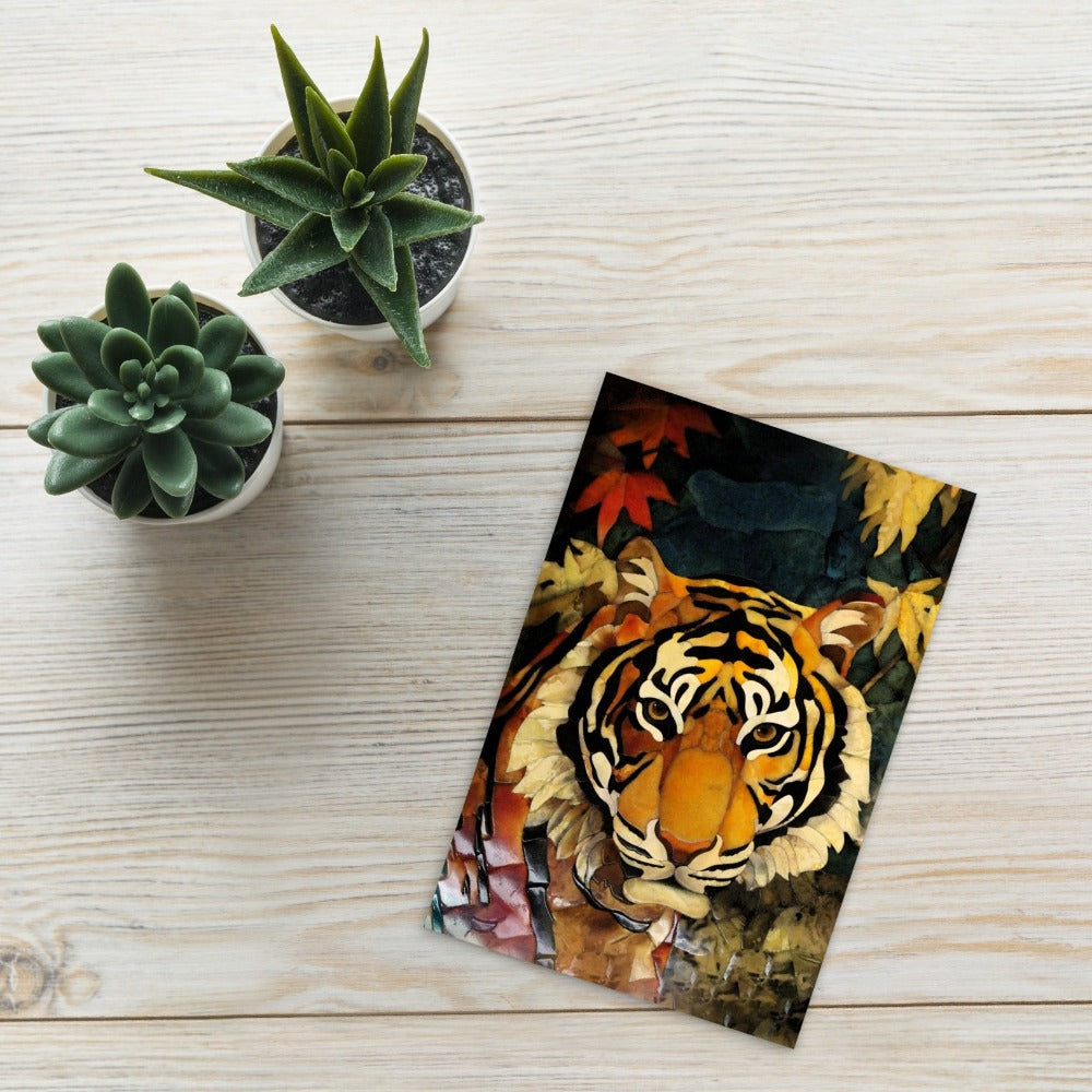 Tiger in Autumn - Postkarte Kuratoren von artlia artlia